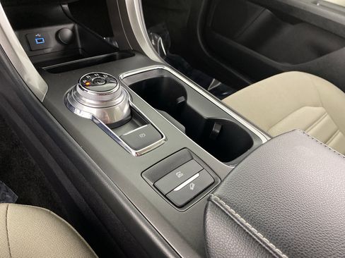 Used 2018 Ford Fusion S FWD image 34