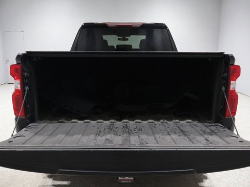Used 2021 Chevrolet Silverado 1500 RST image 5