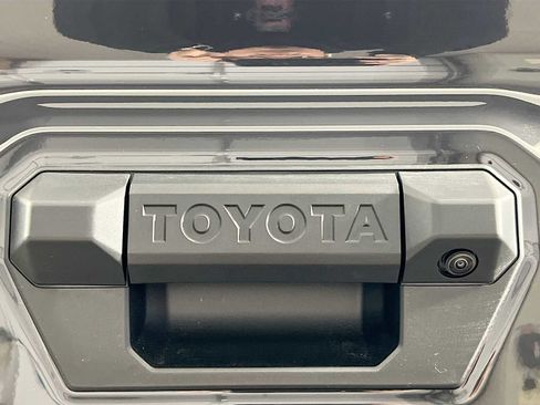 New 2026 Toyota Tacoma SR5 image 18