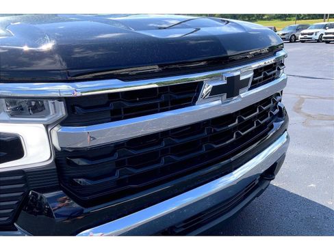 Used 2023 Chevrolet Silverado 1500 LT w/ Protection Package AWD/4WD image 28