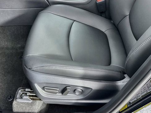 New 2026 Toyota Corolla Cross XLE image 23