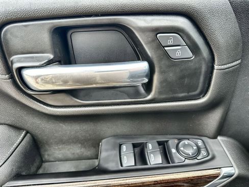 Used 2022 GMC Sierra 1500 Elevation w/ Preferred Package image 22