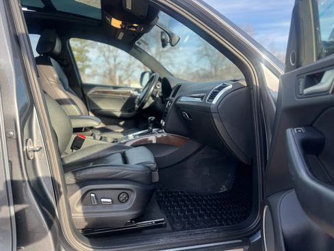 Used 2016 Audi Q5 3.0T Premium Plus image 16