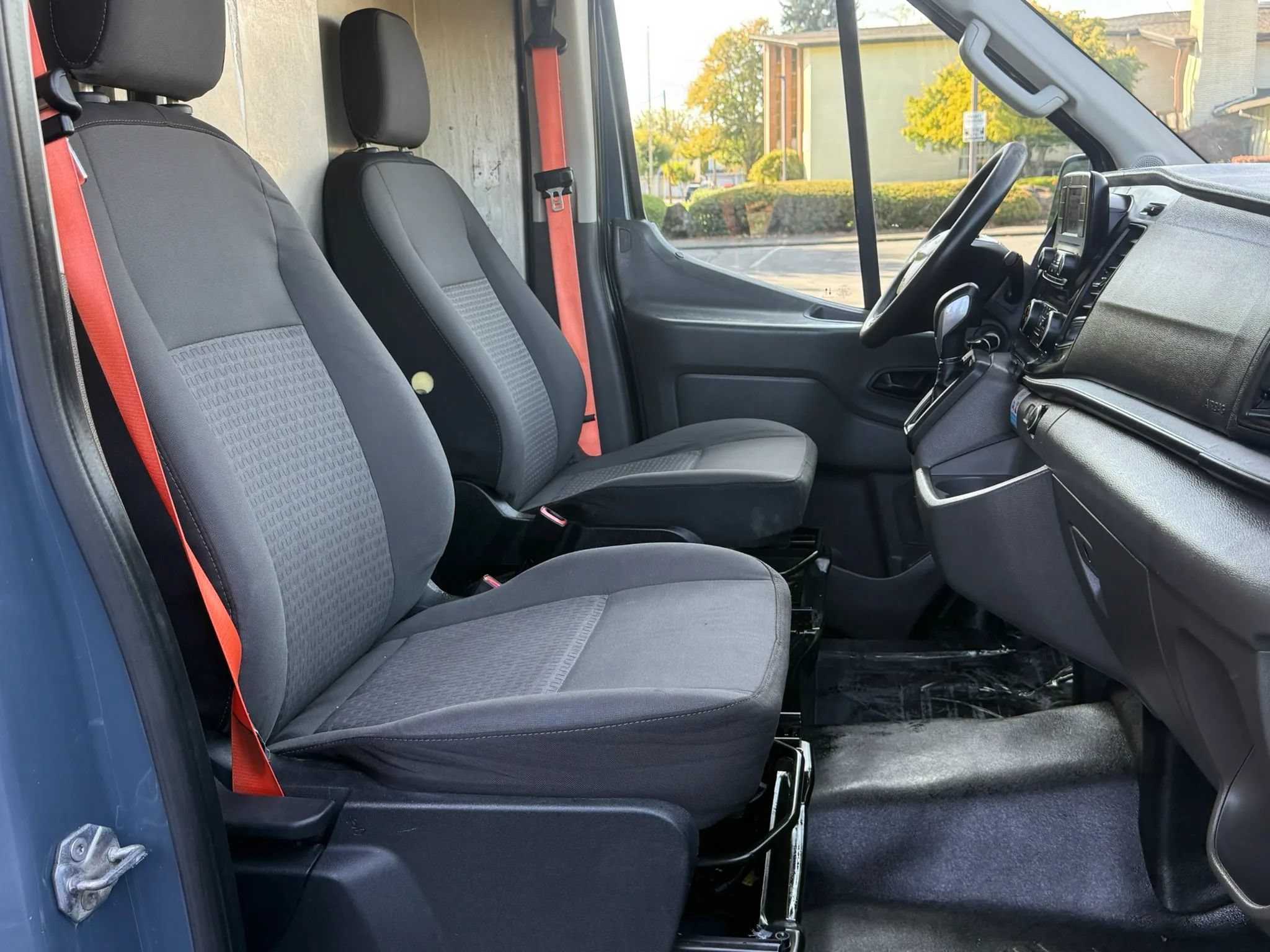 Used 2020 Ford Transit 250 148 High Roof Extended RWD image 15