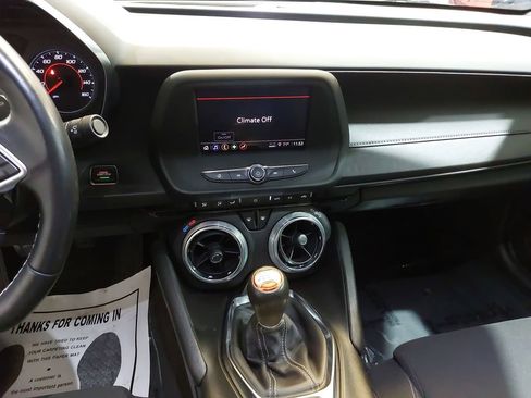 Used 2022 Chevrolet Camaro LT RWD image 21