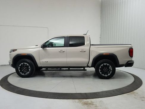 Used 2026 GMC Canyon AT4 w/ Technology Plus Package AWD/4WD image 4