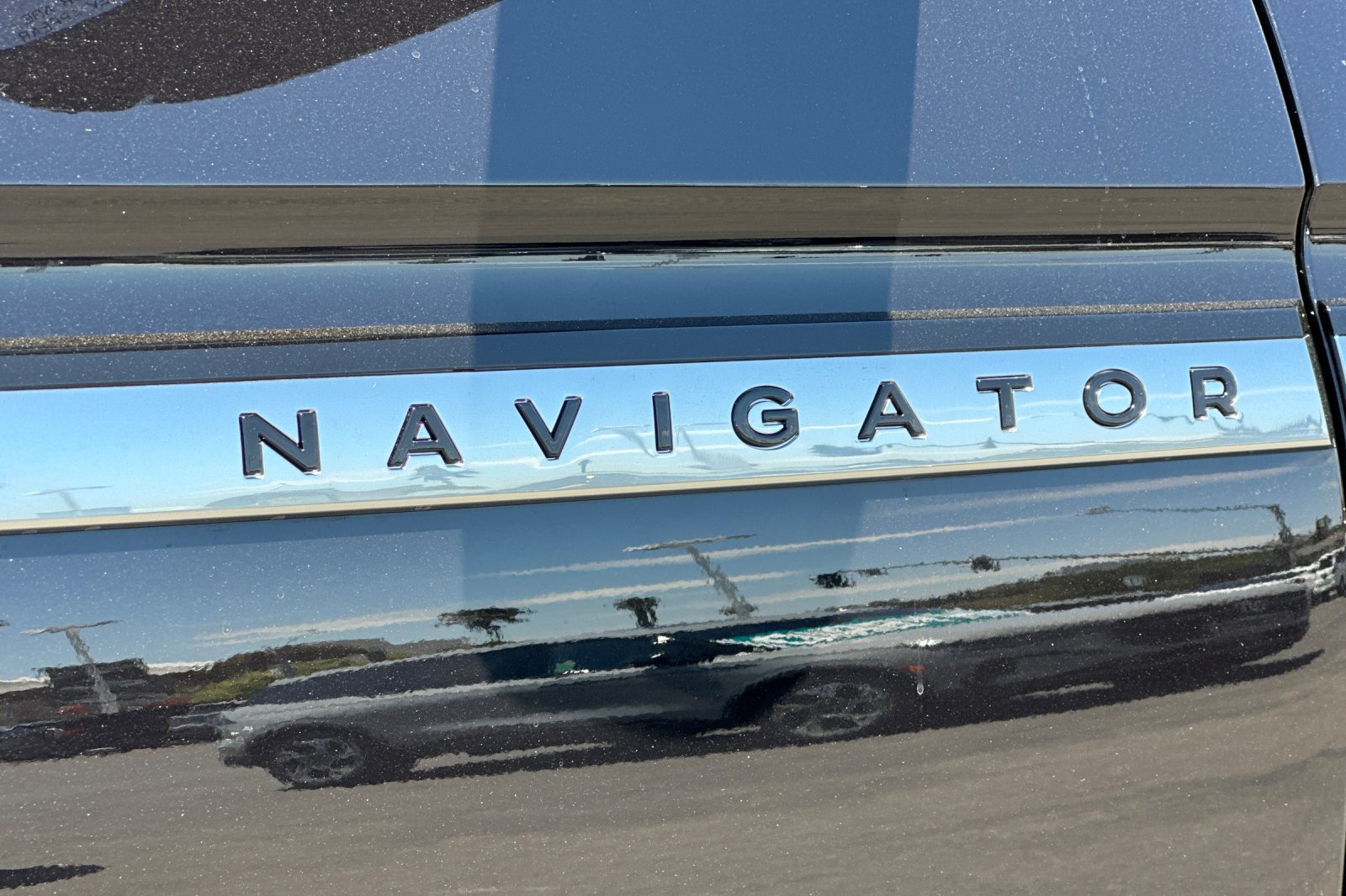New 2026 Lincoln Navigator L Premier AWD/4WD image 27