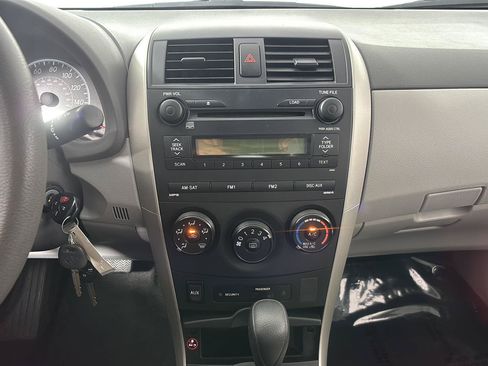 Used 2009 Toyota Corolla FWD image 26