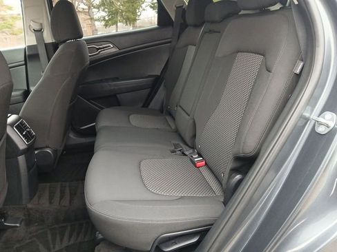 Certified 2025 Kia Sportage LX image 21
