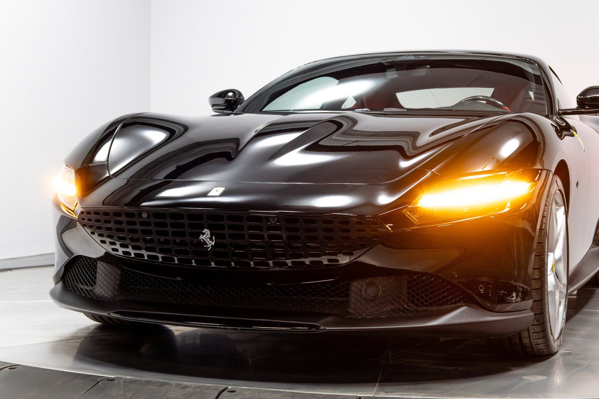 Used 2022 Ferrari Roma RWD image 85