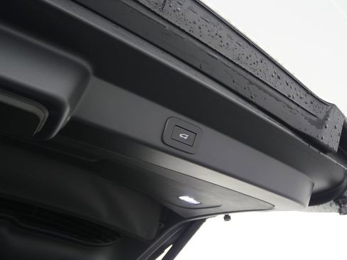 Used 2025 Land Rover Range Rover Sport Dynamic SE image 20