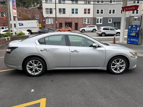 Used 2012 Nissan Maxima 3.5 SV w/ Premium Pkg image 6