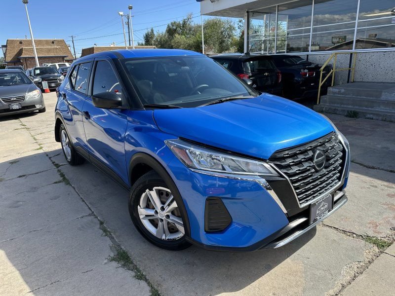Used 2021 Nissan Kicks S FWD image 1