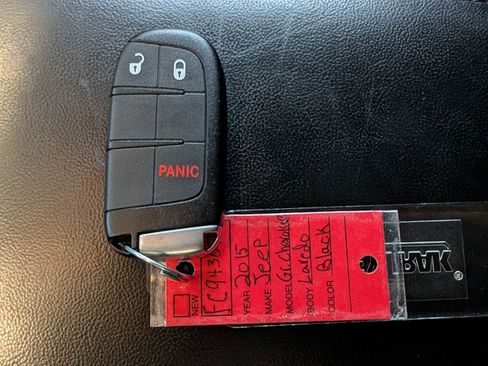 Used 2015 Jeep Grand Cherokee Laredo w/ Quick Order Package 23E image 33