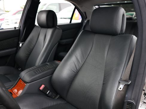 Used 2006 Mercedes-Benz S 430 4MATIC image 6