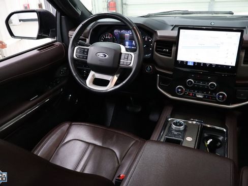 Used 2024 Ford Expedition Max Limited image 27