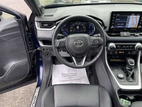 Certified 2019 Toyota RAV4 XSE AWD/4WD image 12