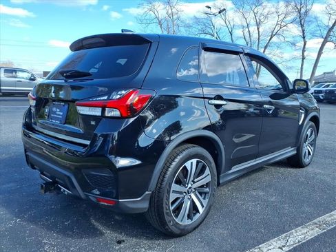 Used 2022 Mitsubishi Outlander Sport SE FWD image 2