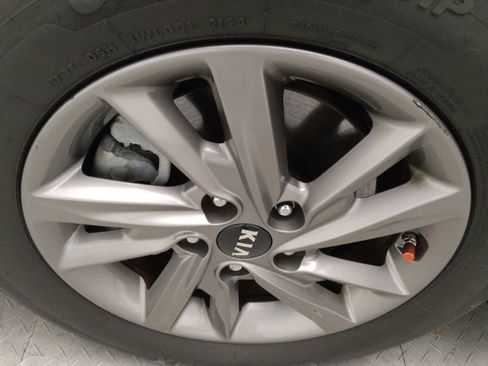 Used 2020 Kia Optima LX FWD image 31