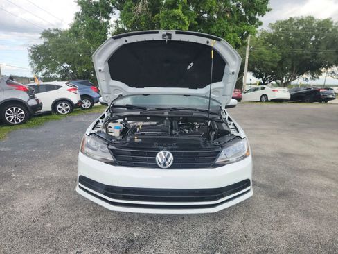 Used 2017 Volkswagen Jetta SE FWD image 11