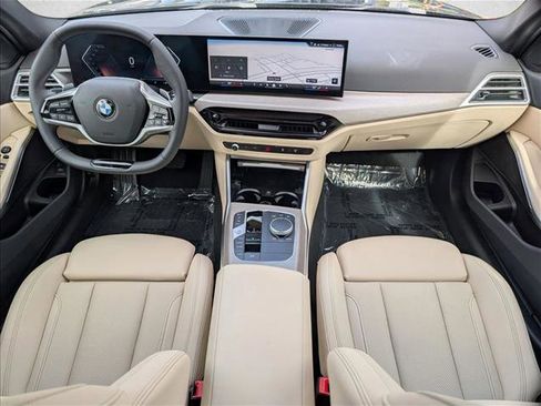 Used 2025 BMW 330i xDrive Sedan w/ Convenience Package image 19