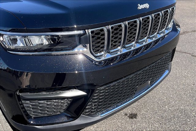 New 2026 Jeep Grand Cherokee 4WD image 35