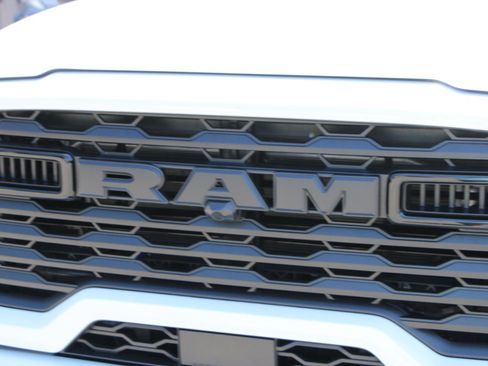 Used 2025 RAM 2500 Big Horn AWD/4WD image 12