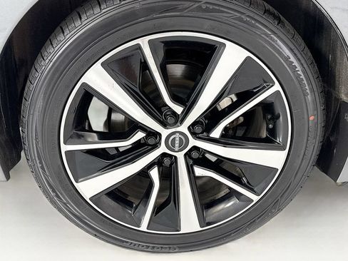 Used 2023 Nissan Maxima SV w/ Floor Mat Group FWD image 32