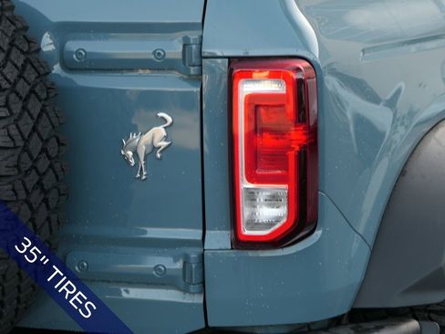 Used 2022 Ford Bronco Big Bend w/ Sasquatch Package image 5