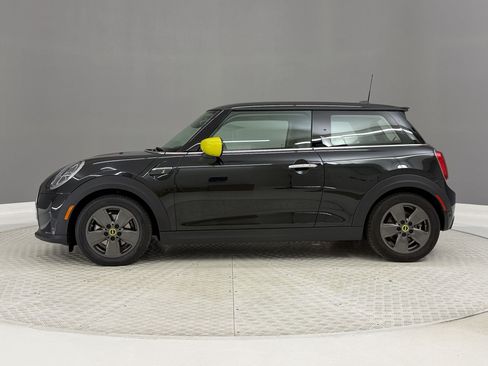 Certified 2024 MINI Cooper SE FWD image 2
