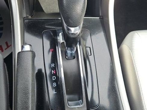 Used 2016 Honda Accord LX image 17