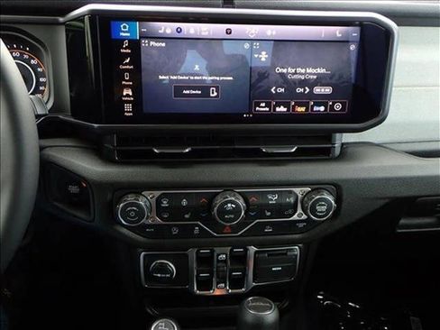 New 2026 Jeep Gladiator Sport AWD/4WD image 14