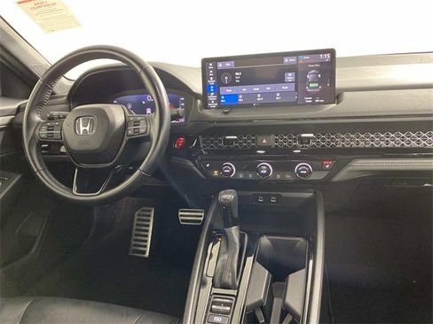 Used 2023 Honda Accord Sport image 14