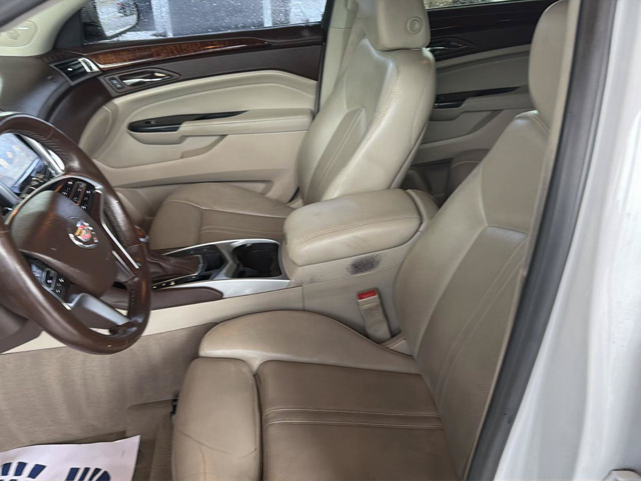 Used 2014 Cadillac SRX Luxury FWD image 10
