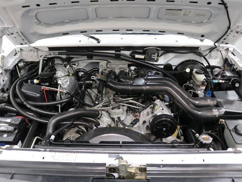 Used 1995 Ford F250 XLT image 14