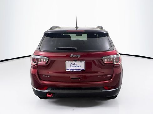 Used 2022 Jeep Compass Trailhawk w/ Trailhawk Convenience Group AWD/4WD image 6