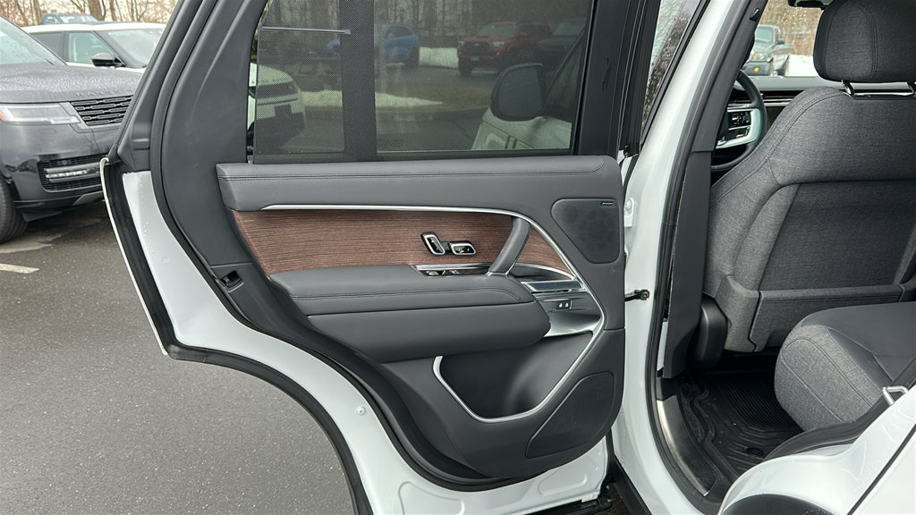 Certified 2023 Land Rover Range Rover SE AWD/4WD image 20