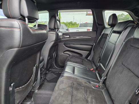 Used 2018 Jeep Grand Cherokee Trailhawk AWD/4WD image 13