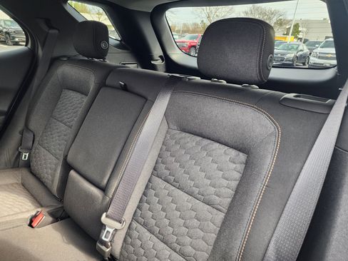 Used 2018 Chevrolet Equinox LT image 14