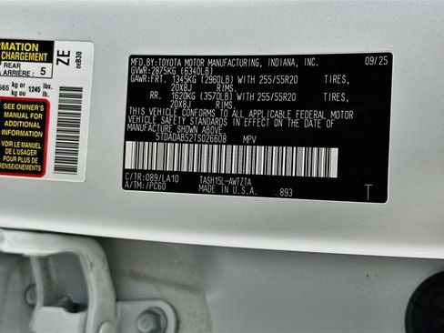 Certified 2026 Toyota Grand Highlander AWD Hybrid image 35
