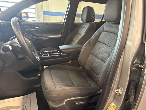 Used 2026 Chevrolet Equinox LT AWD/4WD image 10