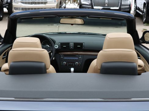 Used 2011 BMW 128i I image 32