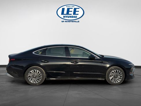 New 2026 Hyundai Sonata Limited FWD image 6