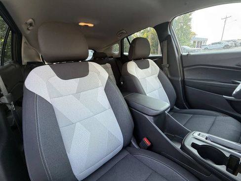 Used 2026 Chevrolet Trax LS w/ Driver Confidence Package FWD image 12