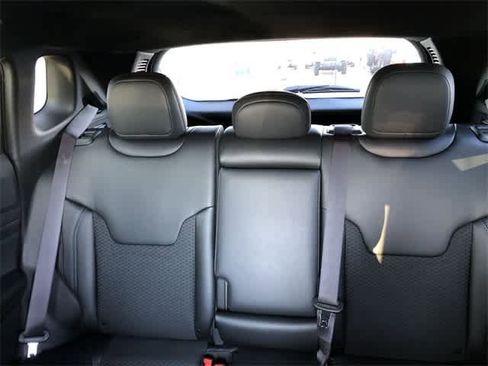 New 2026 Jeep Compass Latitude image 28