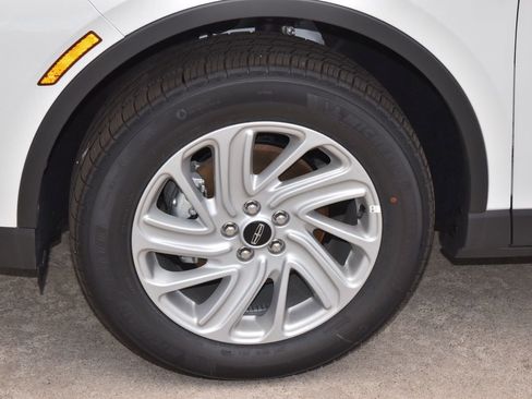 New 2026 Lincoln Corsair Premiere FWD image 35