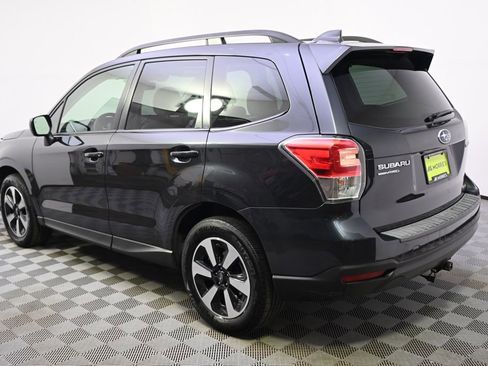 Used 2018 Subaru Forester 2.5i Premium image 3