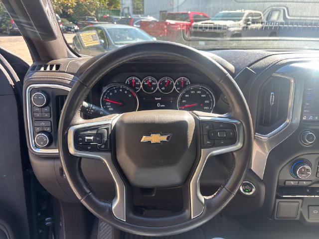 Used 2021 Chevrolet Silverado 1500 LT w/ Z71 Off-Road Package AWD/4WD image 15
