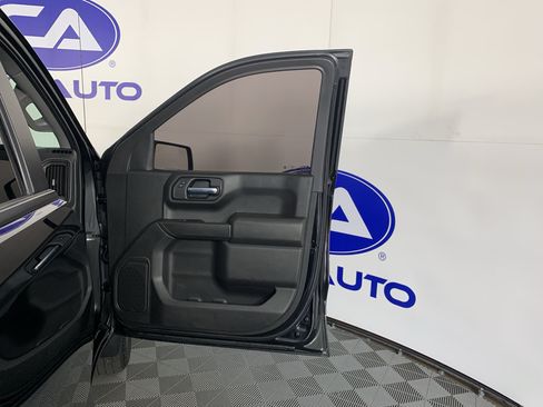 Used 2022 Chevrolet Silverado 1500 Custom w/ Safety Confidence Package AWD/4WD image 33