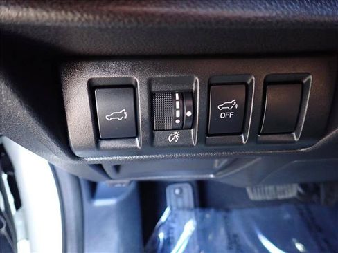 Certified 2024 Subaru Outback Premium AWD/4WD image 17